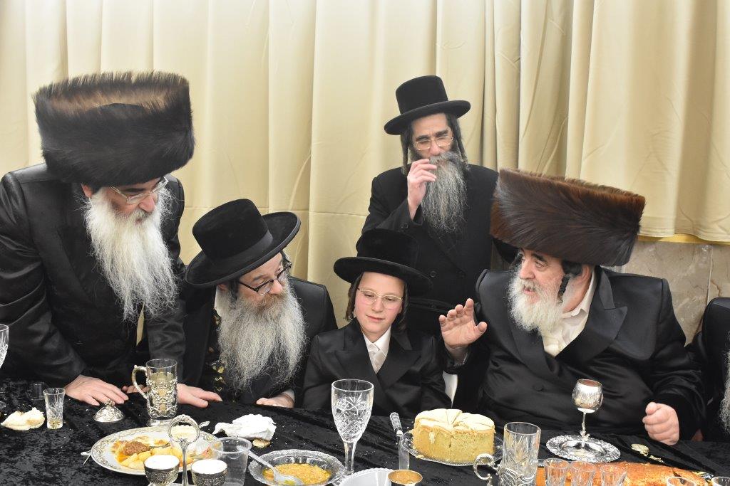 בר מצווה לנין האדמו"רים מויז'ניץ ונדבורנה