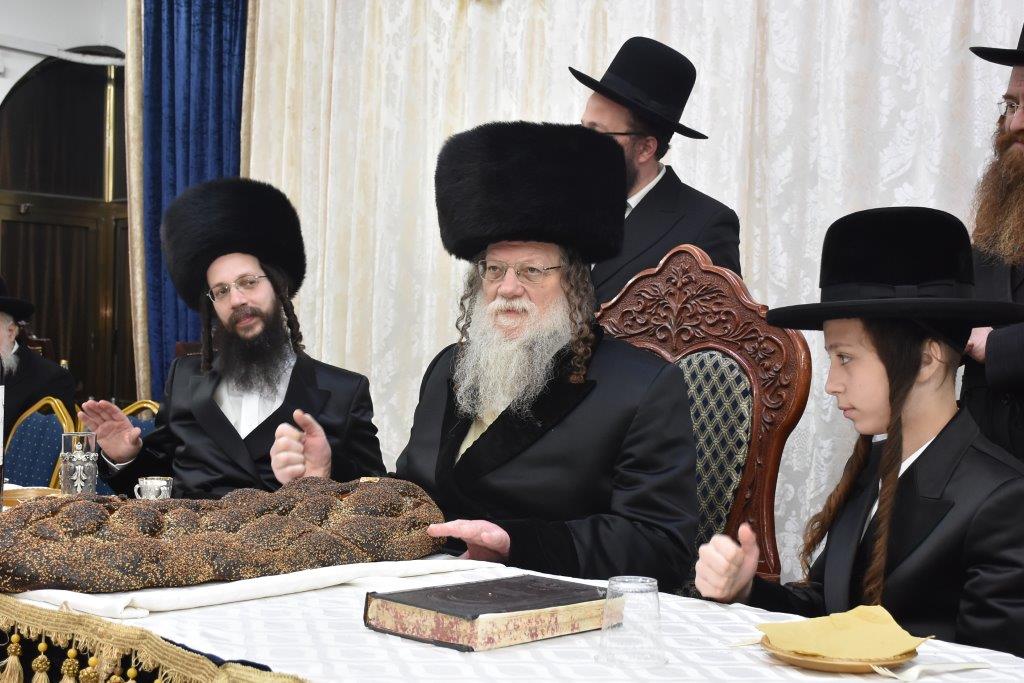 שמחת הבר מצווה לנכד האדמו"ר ממודז'יץ