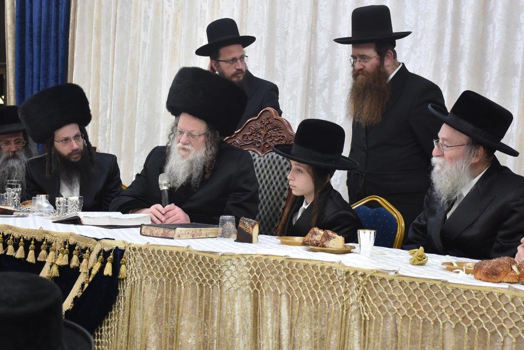 שמחת הבר מצווה לנכד האדמו"ר ממודז'יץ