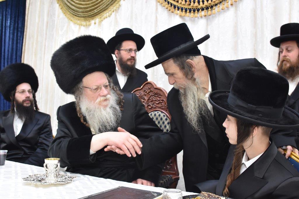 שמחת הבר מצווה לנכד האדמו"ר ממודז'יץ