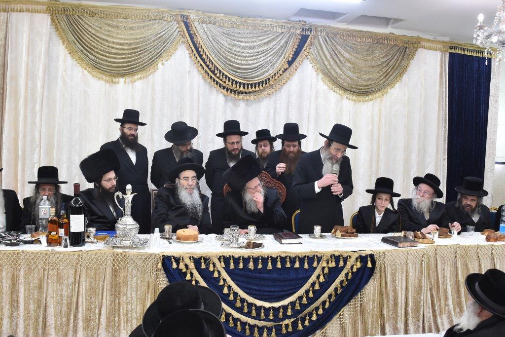 שמחת הבר מצווה לנכד האדמו"ר ממודז'יץ