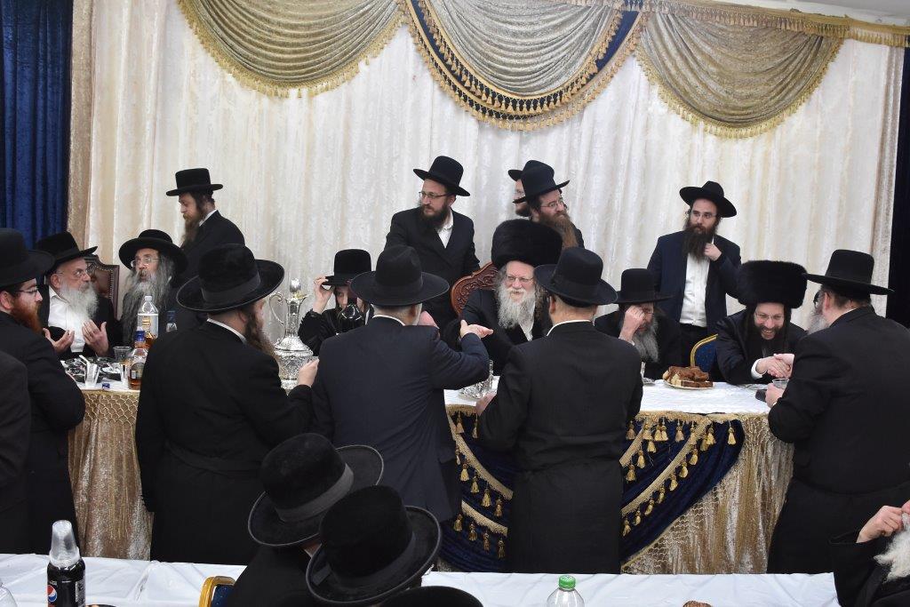 שמחת הבר מצווה לנכד האדמו"ר ממודז'יץ