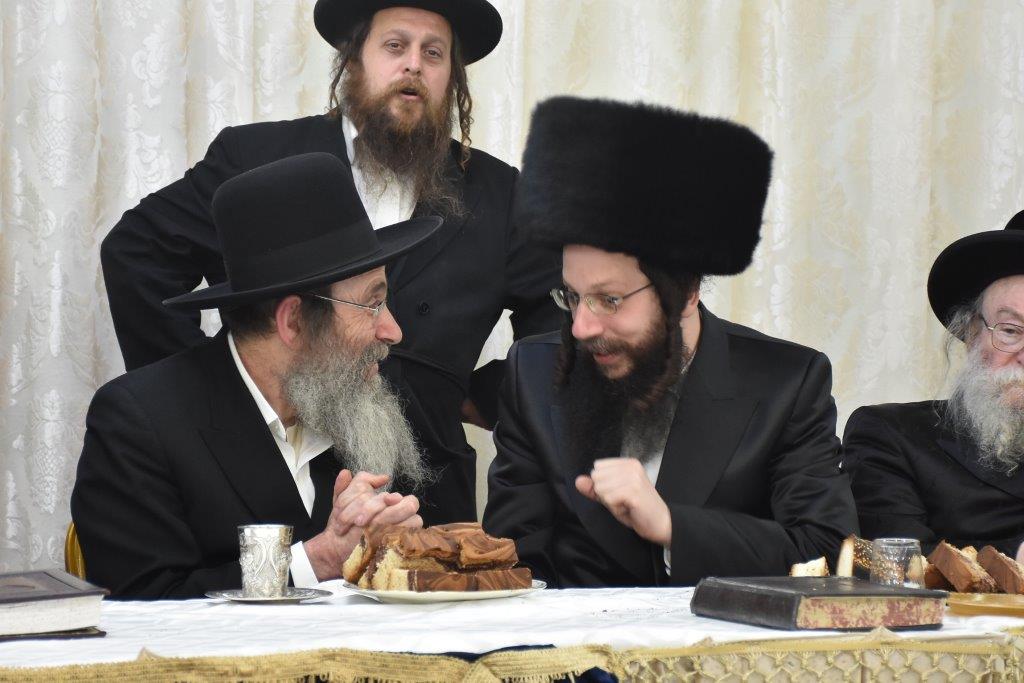 שמחת הבר מצווה לנכד האדמו"ר ממודז'יץ