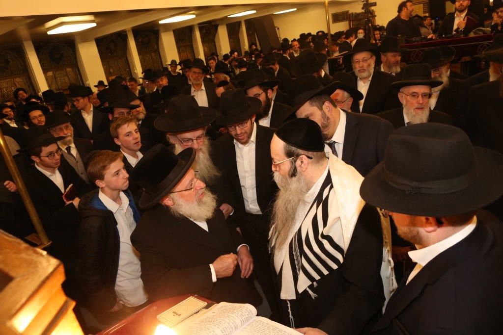 אלפים השתתפו בעצרות הספד למרן הגר"ח קנייבסקי