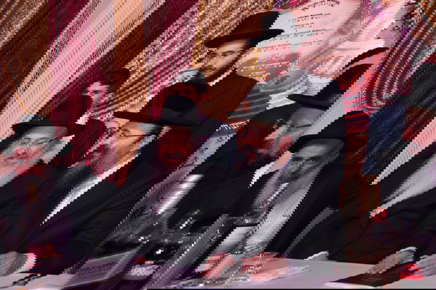 הרנטגן השיא את בנו; המונים השתתפו • צפו