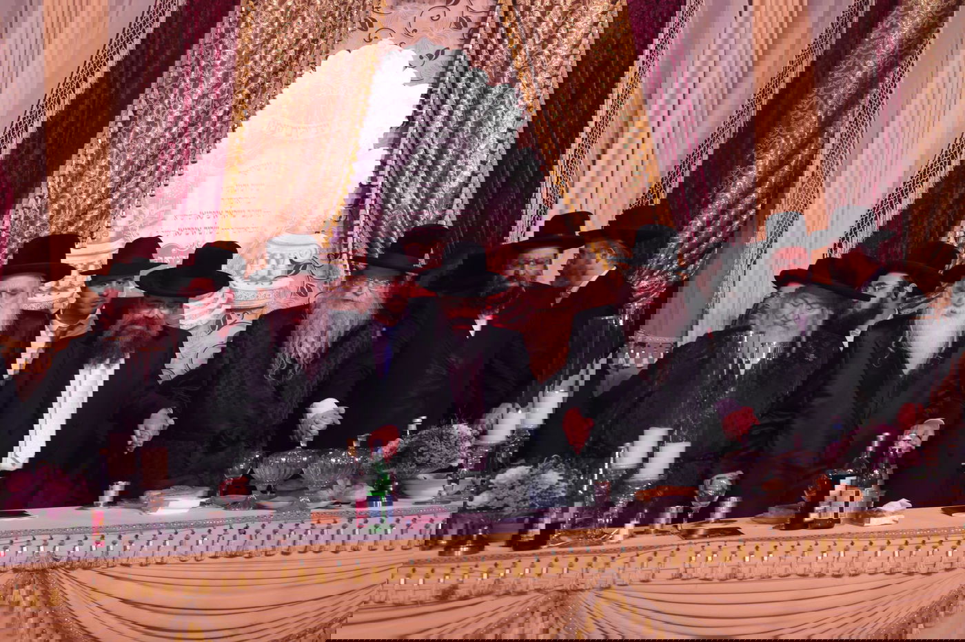 הרנטגן השיא את בנו; המונים השתתפו • צפו