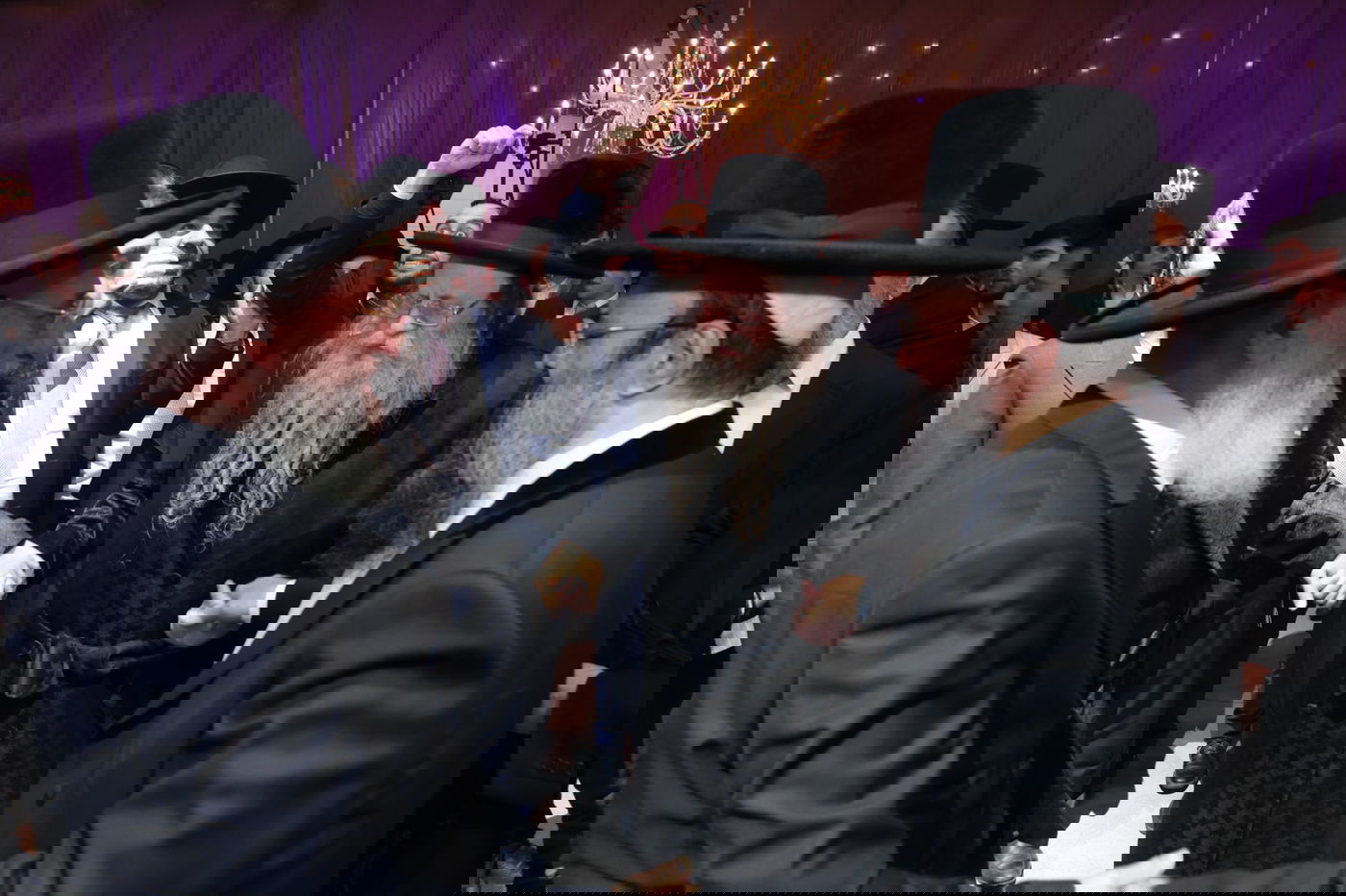 הרנטגן השיא את בנו; המונים השתתפו • צפו