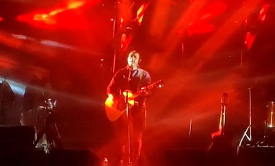 ישי ריבו עצר את ההופעה וקרא תהילים • תיעוד