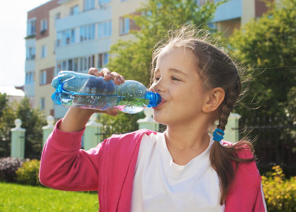 שימוש חוזר בבקבוקי פלסטיק זה מסוכן