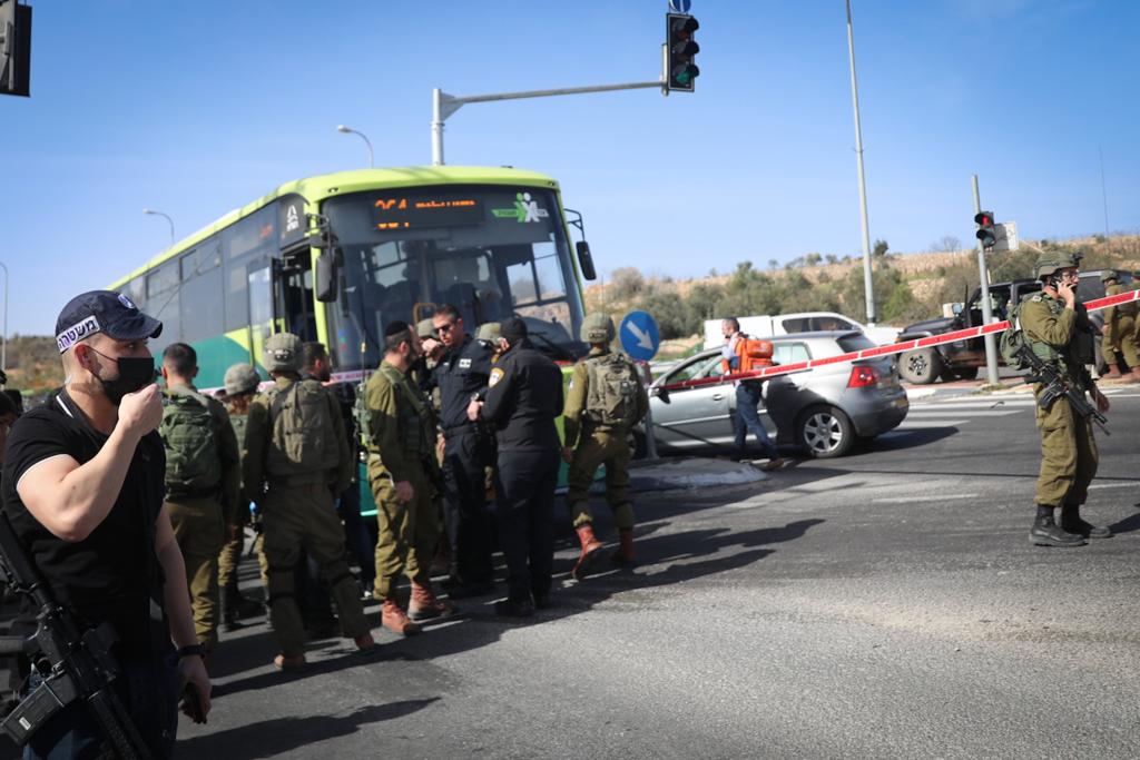 צלם 'כיכר' תיעד את זירת הפיגוע בגוש עציון