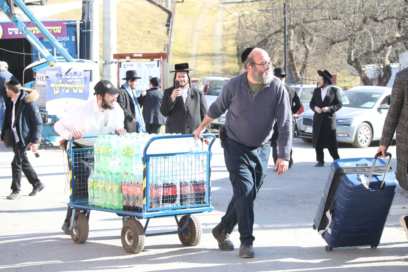 המונים בהילולת רבי אלימלך מליז'ענסק זיע"א