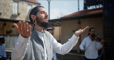 להקת "מזמור שיר" מבצעת: "נשמת"