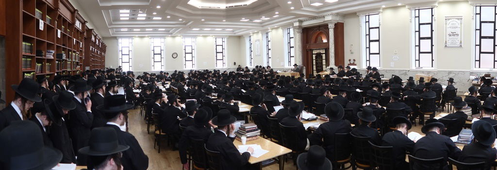 סאטמר: הרבי מסר שיעור תורה לבחורי החסידות