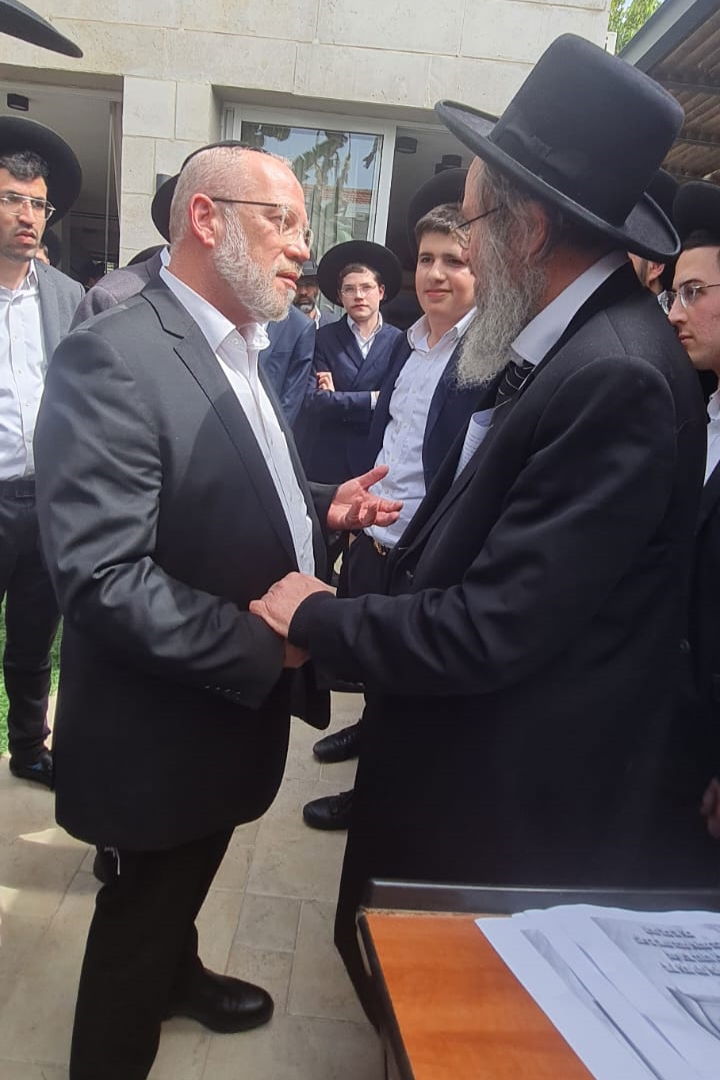 הגר"ד כהן בירך ברכת האילנות באלעד; צפו