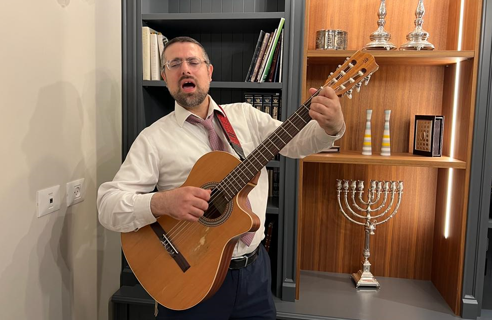 ניצול פיגוע התופת בבני ברק בסינגל בהשראתו