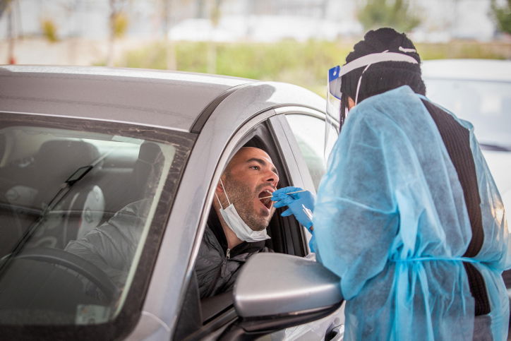 22.78% מבין הנבדקים - נדבקו • הנתונים