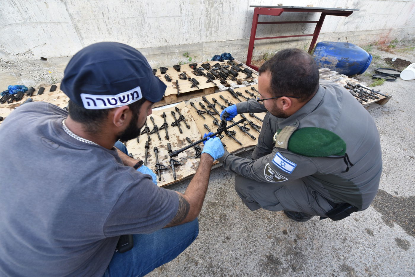 המשטרה איתרה כמות אדירה של כלי נשק