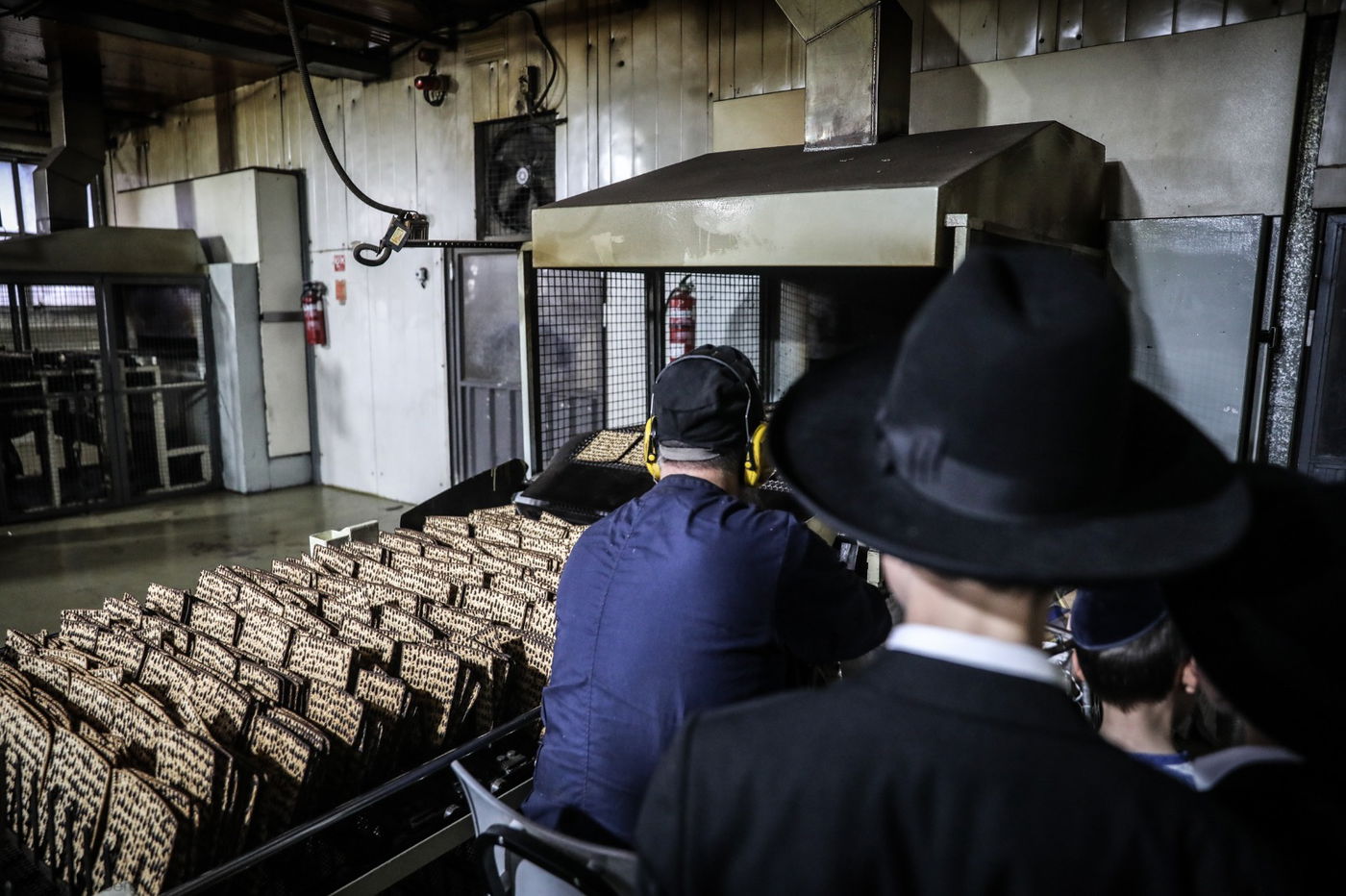 איך מכינים מצות מכונה? • שלב אחר שלב