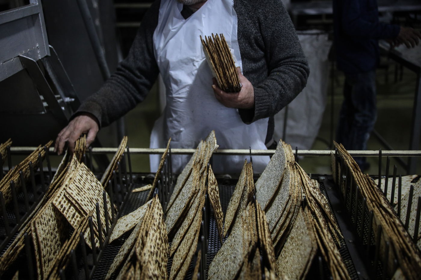 איך מכינים מצות מכונה? • שלב אחר שלב