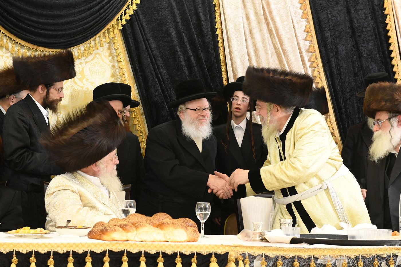 שמחת החתונה בחצרות שאץ - חוסט