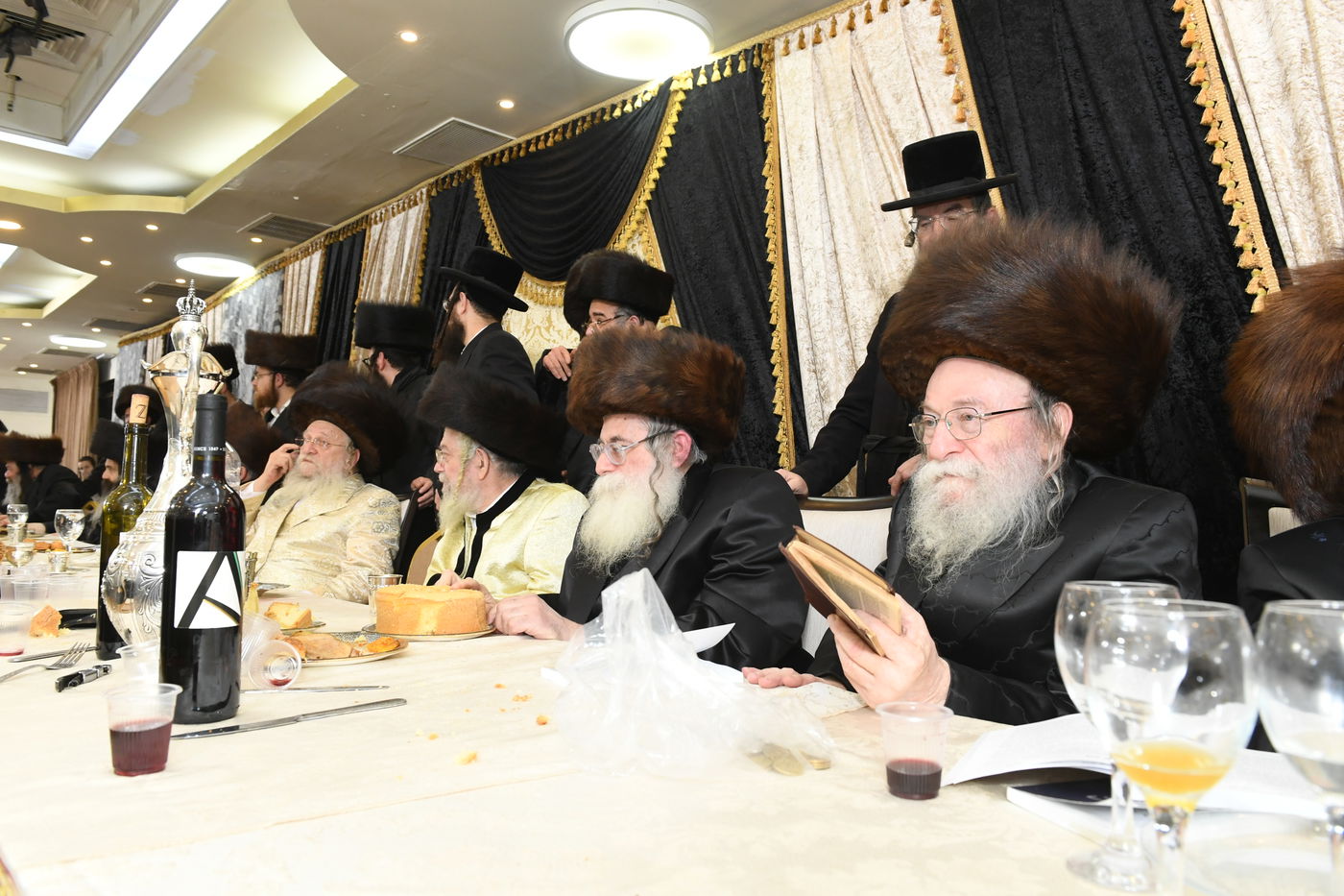 שמחת החתונה בחצרות שאץ - חוסט