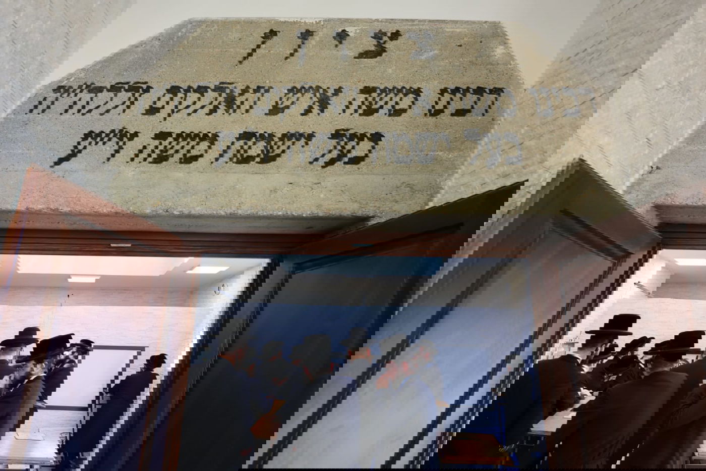 בחורי "אורייתא" יצאו לציוני הצדיקים באירופה