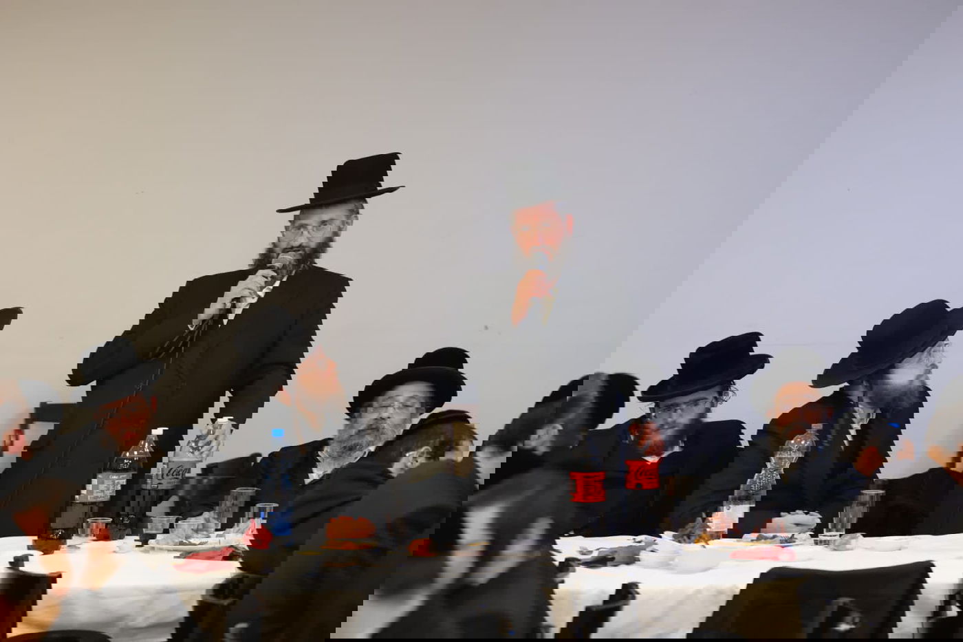 בחורי "אורייתא" יצאו לציוני הצדיקים באירופה