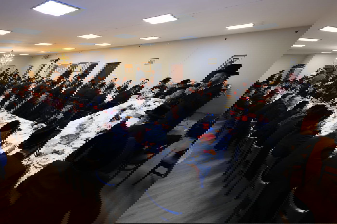 בחורי "אורייתא" יצאו לציוני הצדיקים באירופה