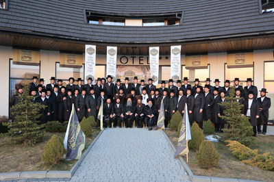 בחורי "אורייתא" יצאו לציוני הצדיקים באירופה