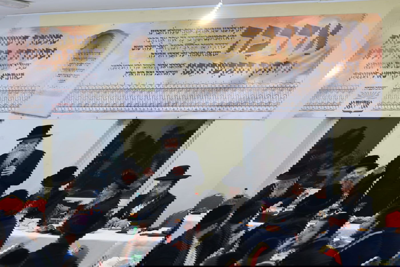 בחורי "אורייתא" יצאו לציוני הצדיקים באירופה