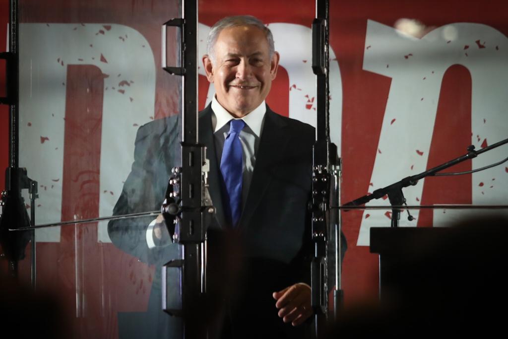 נתניהו: 'אתם פוגעים בזהות היהודית, בפרנסה, לכו הביתה'