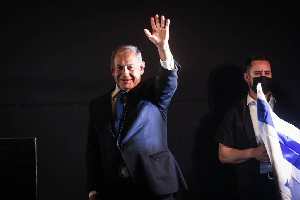 נתניהו: 'אתם פוגעים בזהות היהודית, בפרנסה, לכו הביתה'