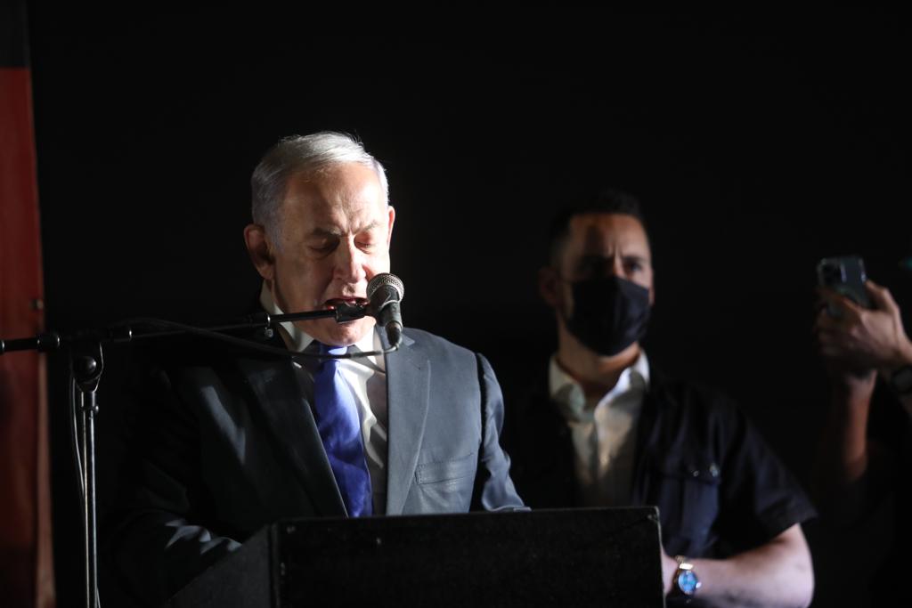 נתניהו: 'אתם פוגעים בזהות היהודית, בפרנסה, לכו הביתה'