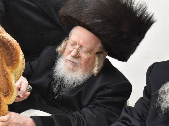 האדמו"ר מקרעטשניף