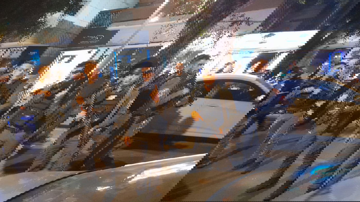 דרמה ברחובות: מאות שוטרים וחיילים במצוד בתל אביב