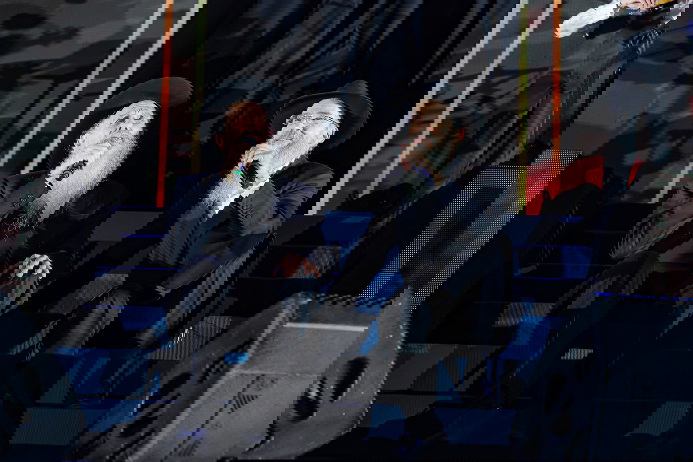 "מזל טוב, רבי!": רבבות חגגו יום הולדת 120 לרבי מליובאוויטש זי"ע