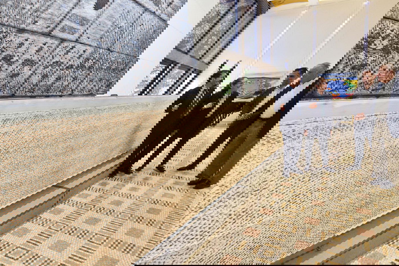 שיא בבית הנשיא: המצה הכי ארוכה בעולם