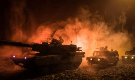 הנשיא זלנסקי: "מריופול הושמדה, יש בה רבבות הרוגים"