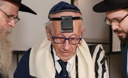 המנוח, ב'בר מצווה' שלו