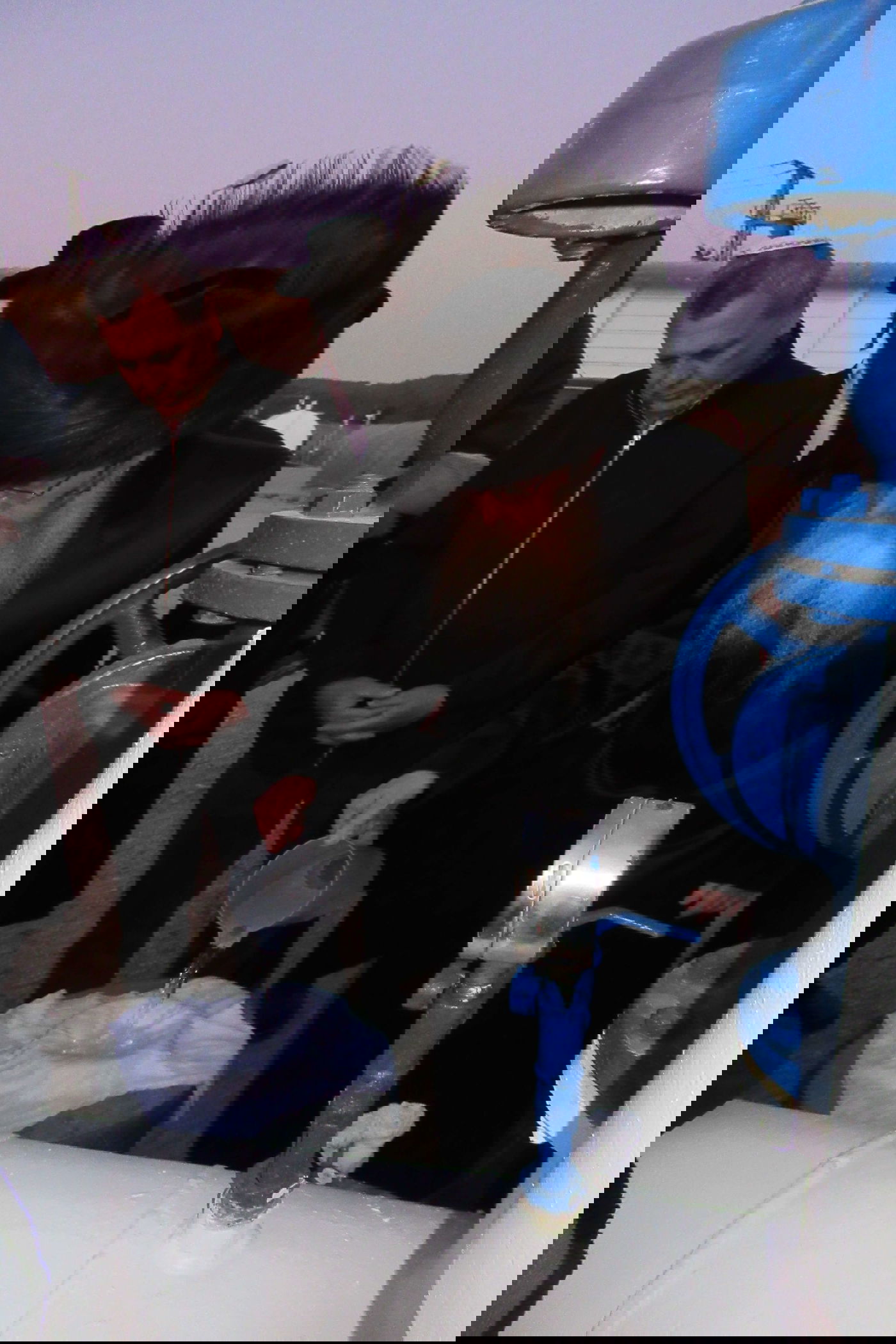 האדמו"ר מקרעטשניף קרית גת בשאיבת מים שלנו