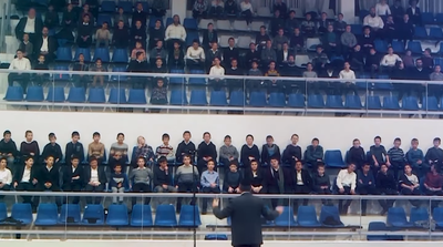 גלעד פוטולסקי עם ילדי נווה יעקב שרים: "מה אשיב"