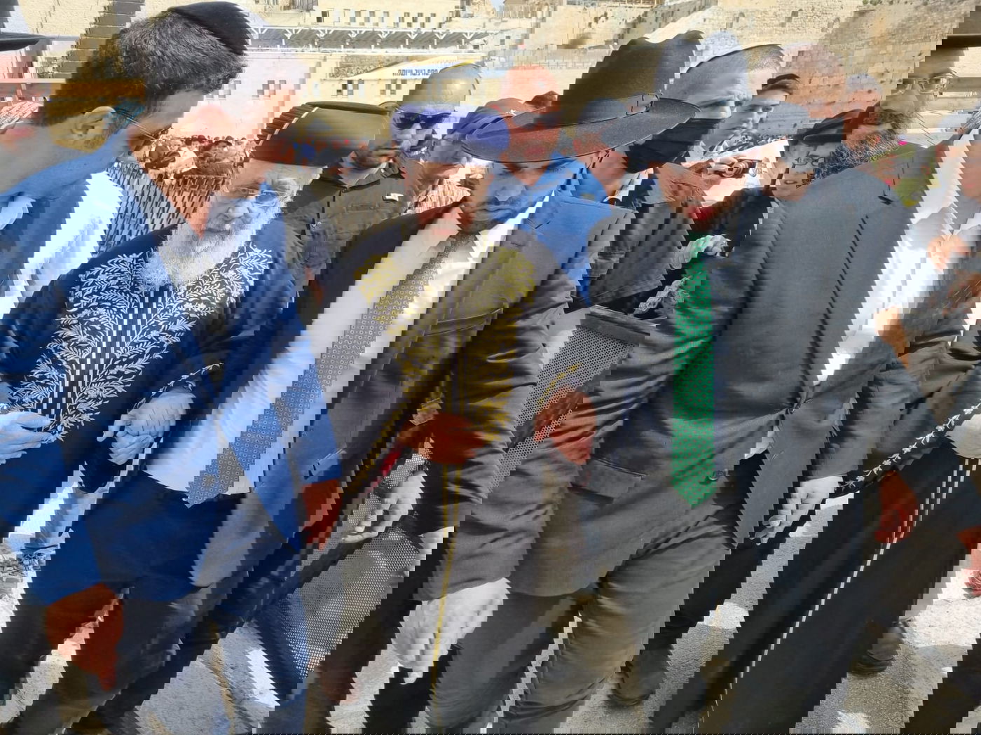 הראשון לציון במעמד ברכת הכהנים בכותל