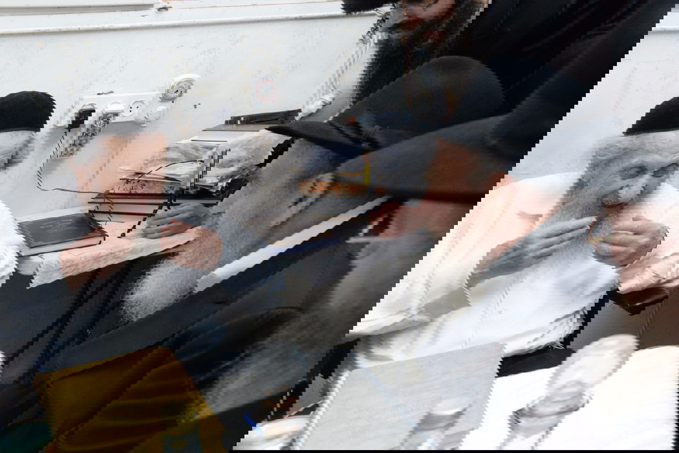 שיח נדיר: ראש הישיבה מחב"ד אצל גדולי התורה הליטאים