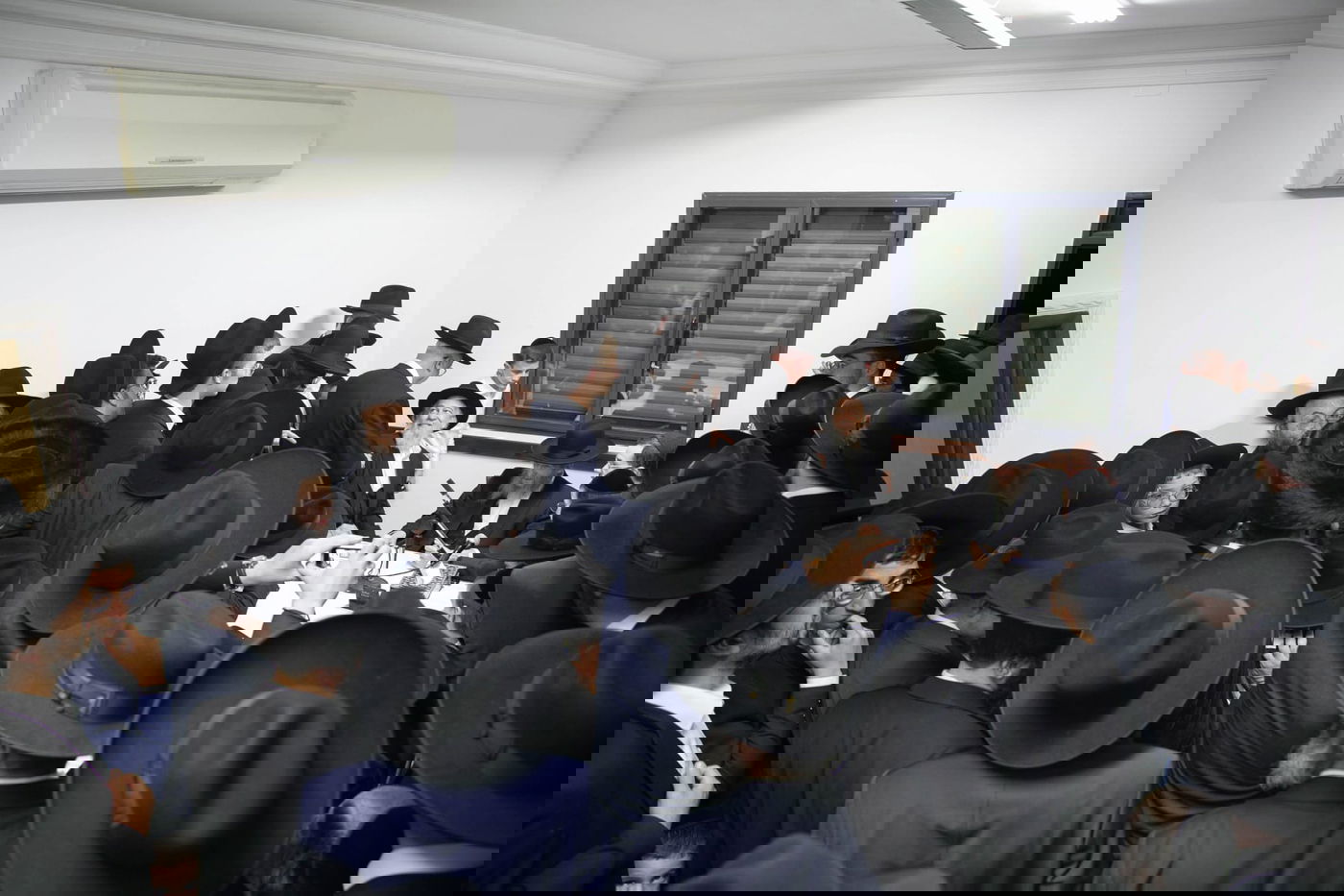 המשגיח תהה: למה לא מבקשים לעשות מיליונים?