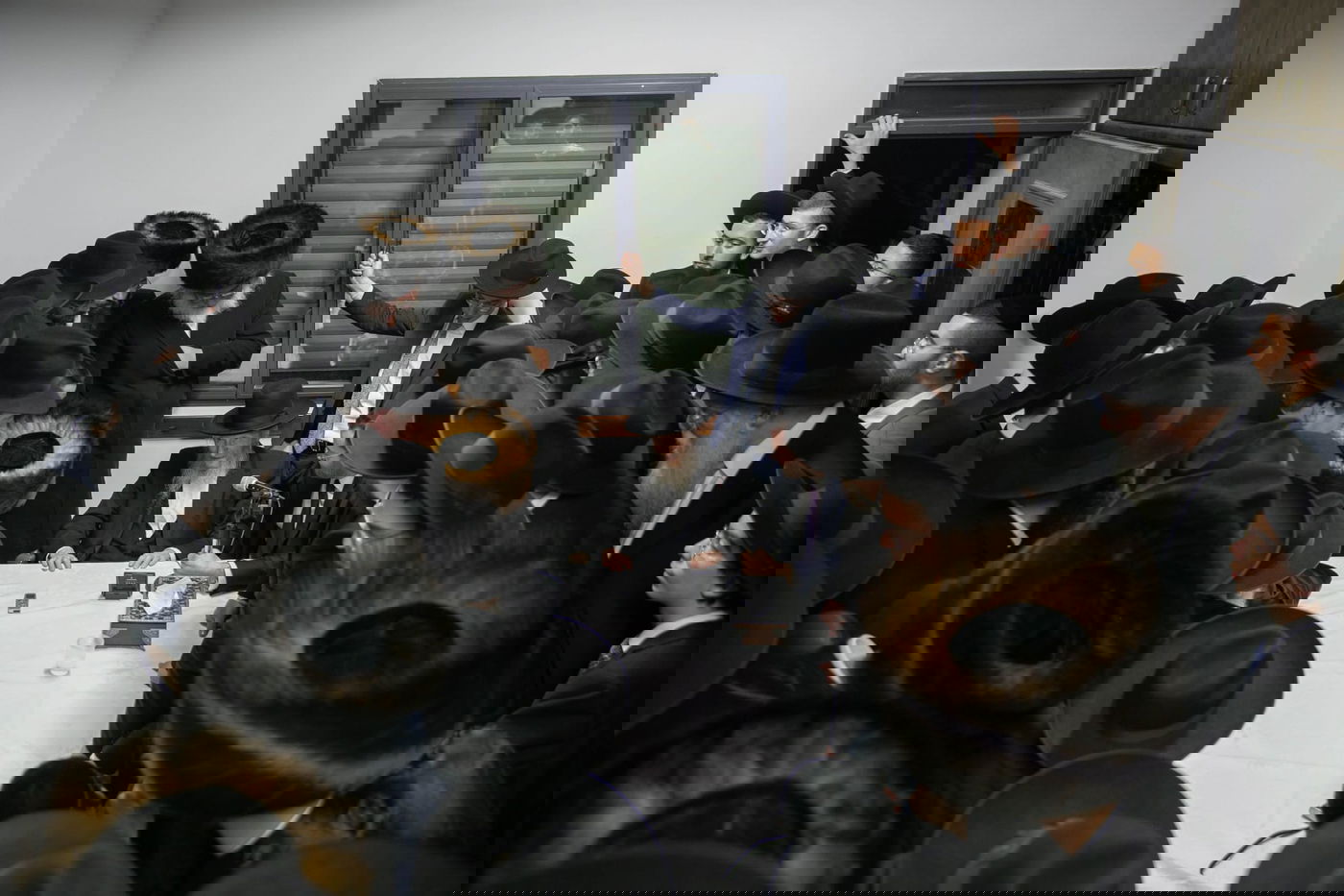 המשגיח תהה: למה לא מבקשים לעשות מיליונים?