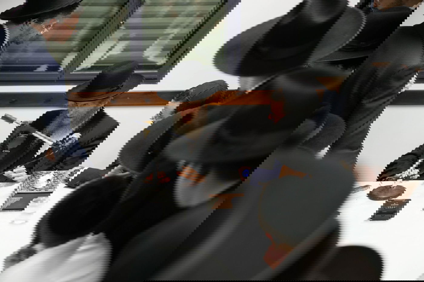 המשגיח תהה: למה לא מבקשים לעשות מיליונים?