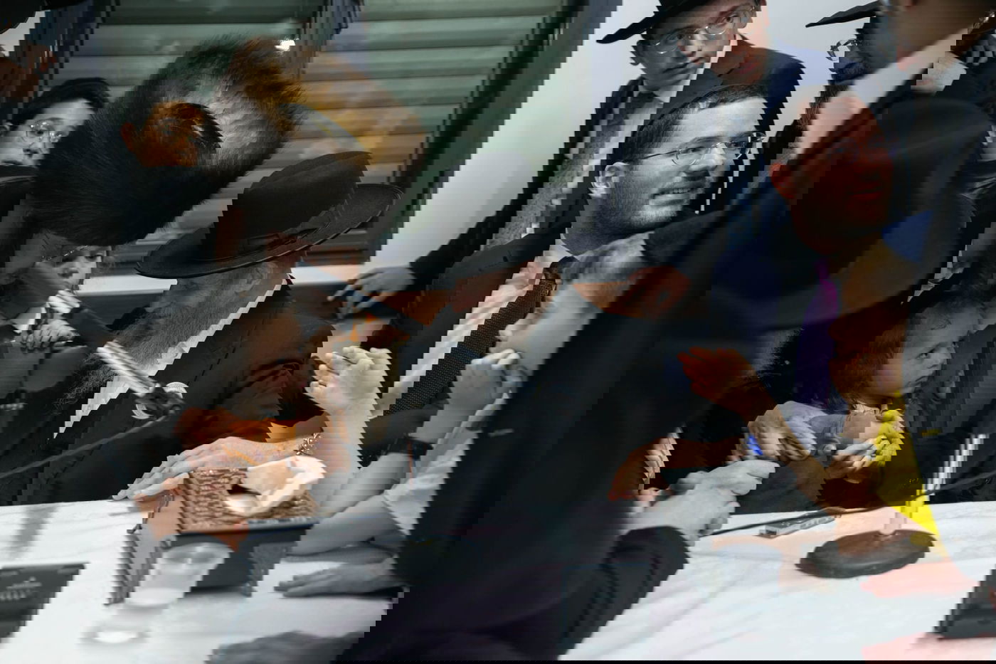 המשגיח תהה: למה לא מבקשים לעשות מיליונים?