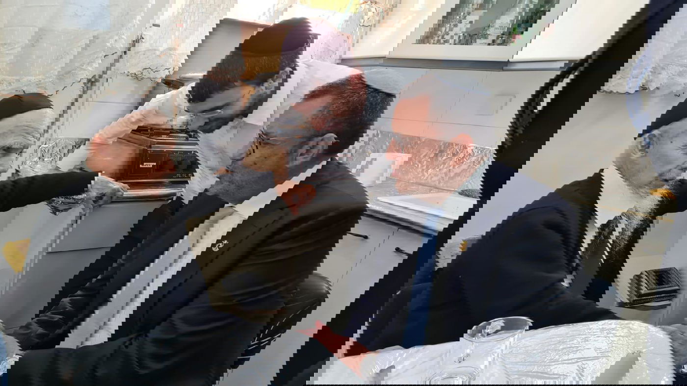 תיעוד מסכם: אלפים עלו לביתו של ראש הישיבה בחג הפסח