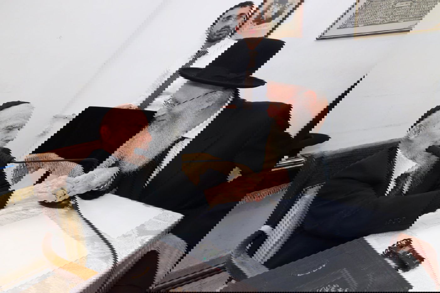 תיעוד מסכם: אלפים עלו לביתו של ראש הישיבה בחג הפסח