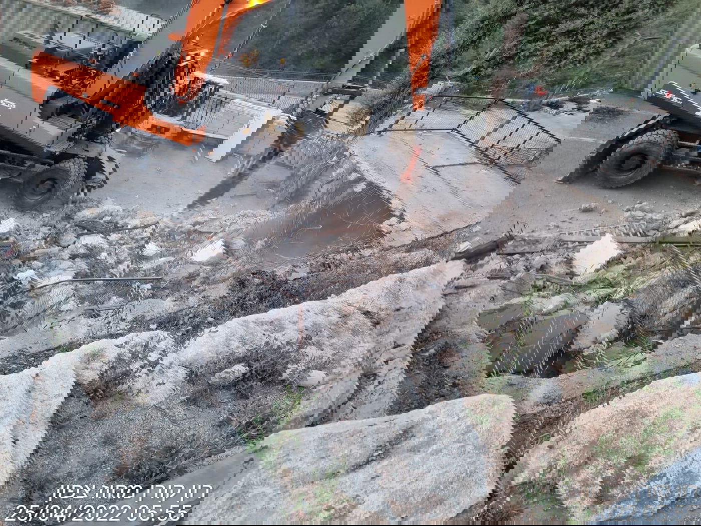 המתחם ההרוס בהר מירון